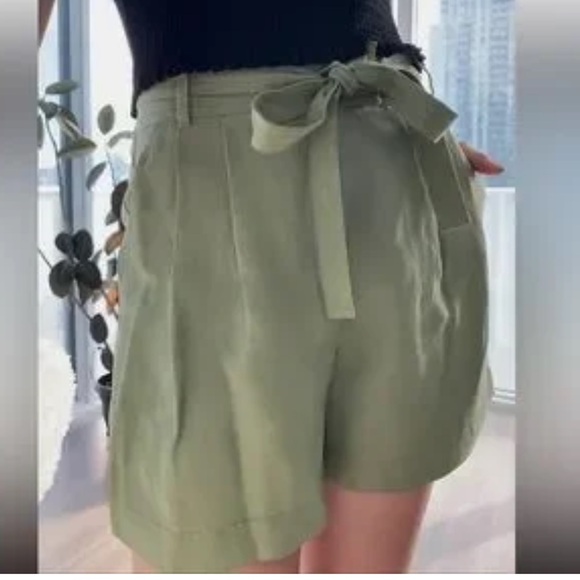 Wilfred Pants - wilfred kafka short 2